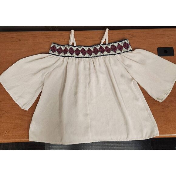 Maurices LARGE cold shoulder blush magenta diamond top. Adjustable straps. Magen - Picture 6 of 8